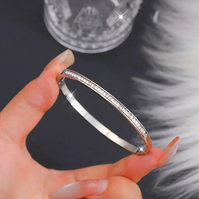 Sparkling Zirconia Bangle